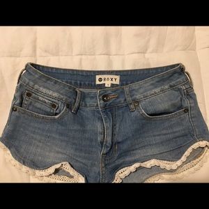 Roxy jean shorts🏖